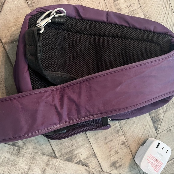 Travelon Anti-theft Purple Backpack with USB Charger & European Converter - Picture 3 of 5